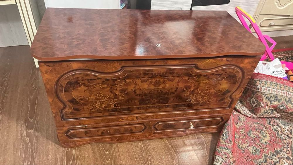 Sandiqlar sotiladi 2 ta