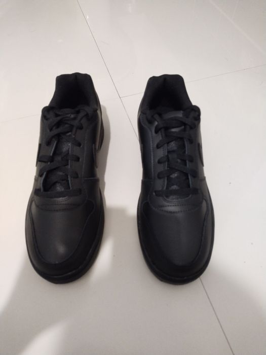 Кроссовки Nike новые