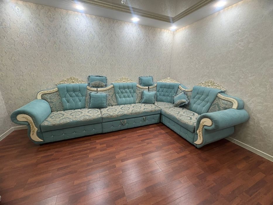 Диван в хорошем состояни