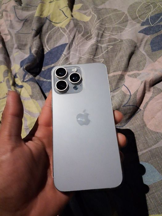 Iphone 15 pro max 256 gb 88 yomkis 651 sekl amerkanski sim blok bolgan
