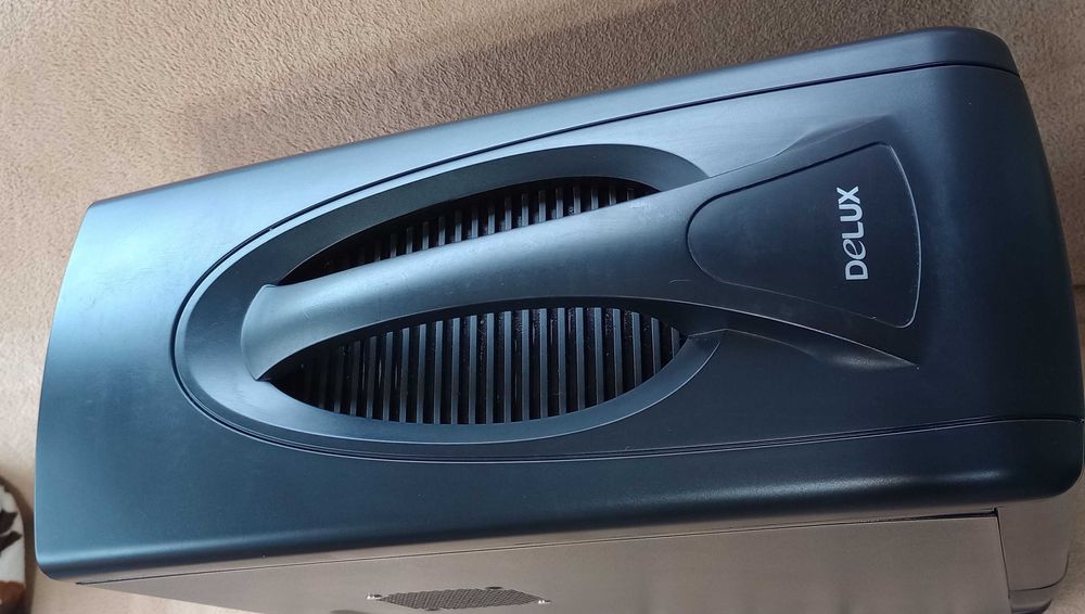 Carcasă PC Delux DLC-MF451 Midletower - NOUĂ / Nefolosită (fără sursă)