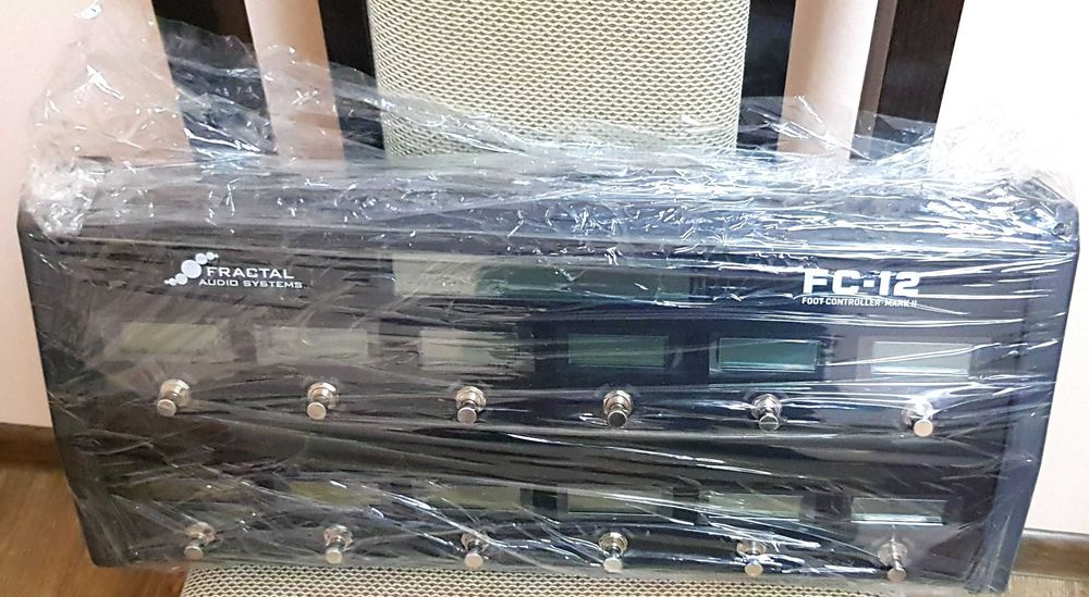 FC-12 MK II Foot Controller [Axe Fx III] Крачен контролер/педалиера