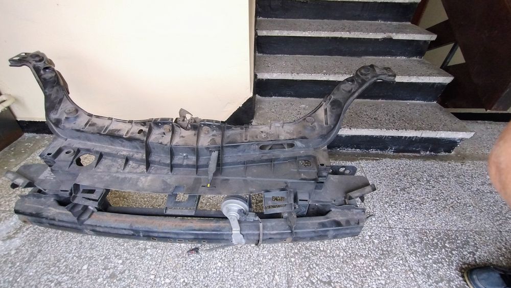 Маска за Форд фиеста МК5