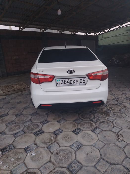 Продам машину в идеальном состояник