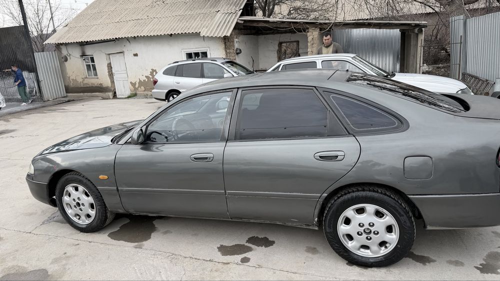 Мазда Кронос 626