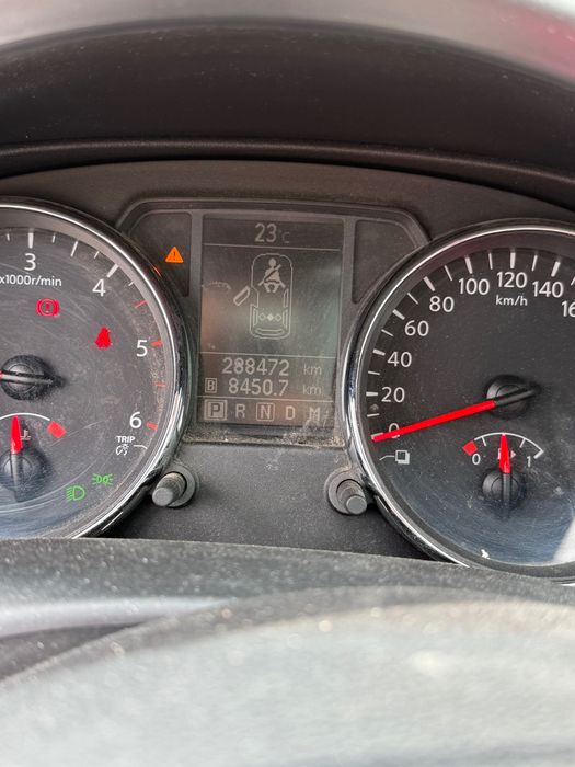 Vând Nissan qashqai 4x4 cuplabil