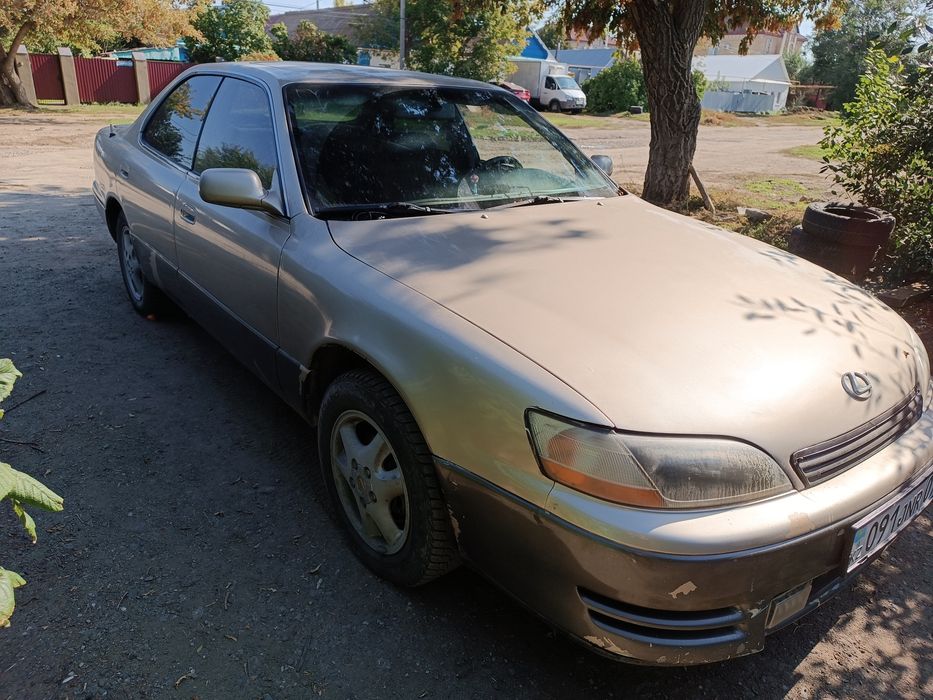 Продам Lexus se 300