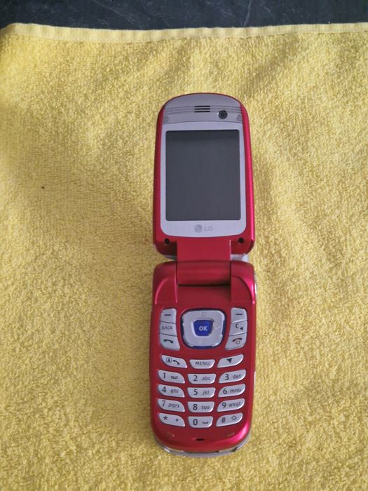Telefon lg U8380