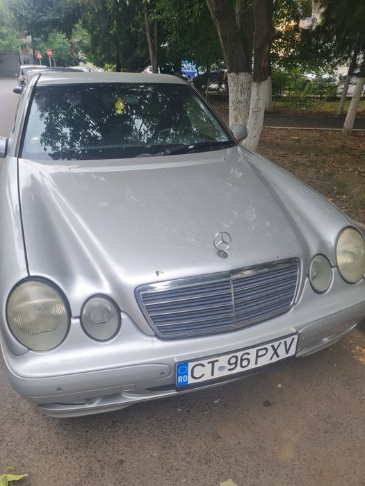 vând Mercedes benz  automat w210