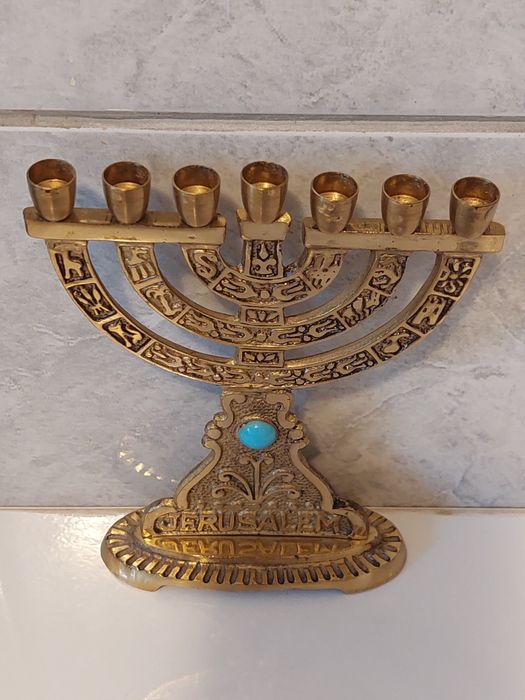 Sfeșnic Evreiesc Menora