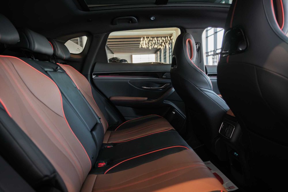 BYD SONG PLUS CHAMPION DM-i ( 110km Flagship)