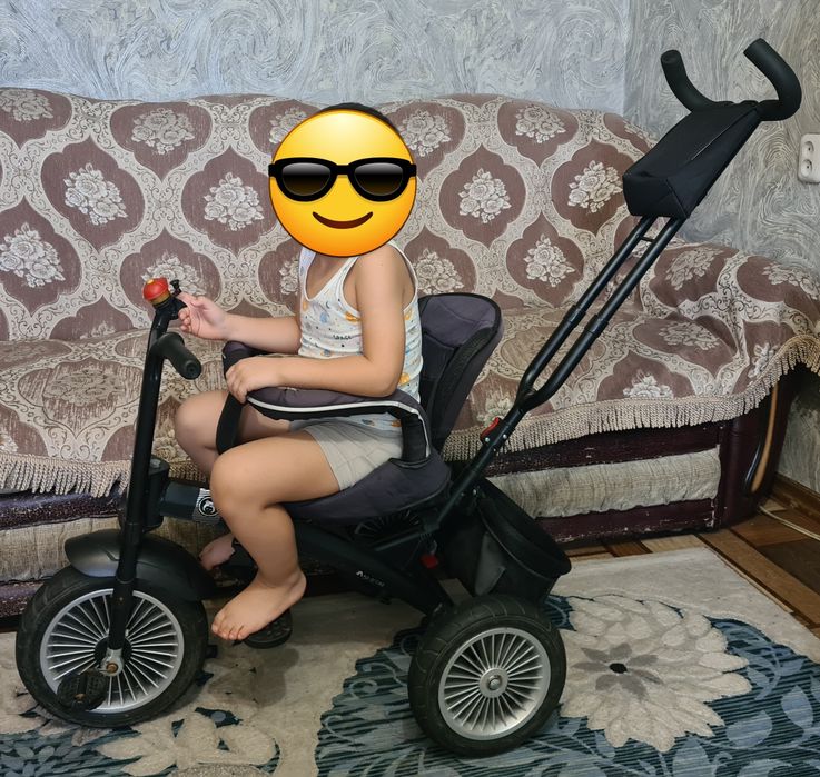 Продаю велосипед трёхколёсный.