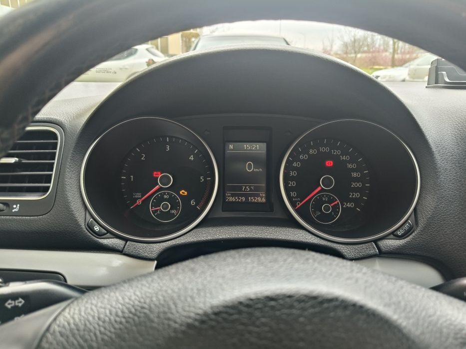 VOLKSWAGEN Golf 2010 — imagine 5