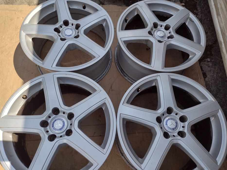 Перфектни Dezent 17-5x112 et50  8.5j Mercedes