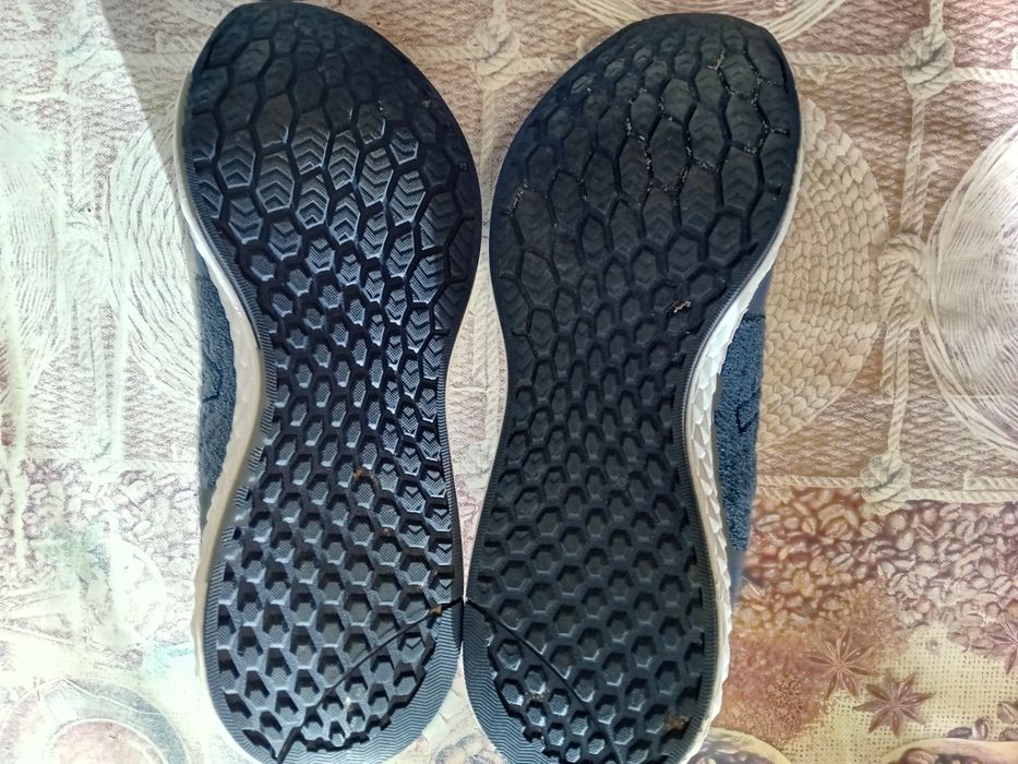 New Balance-за бягане-42 номер