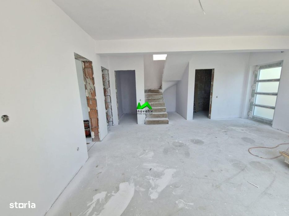 Casa de vanzare 4 camere Sibiu Sura Mica