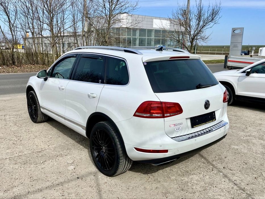 Volkswagen Touareg / Model Exclusive