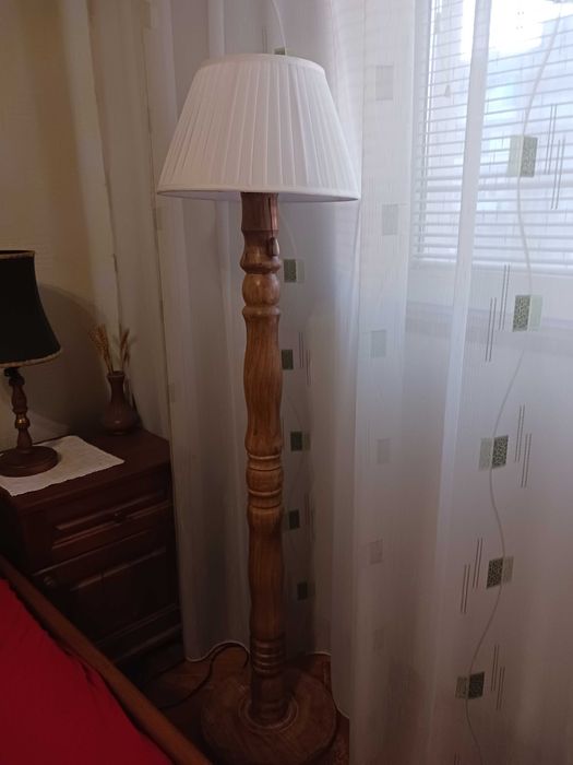 Високи и масивни лампиони