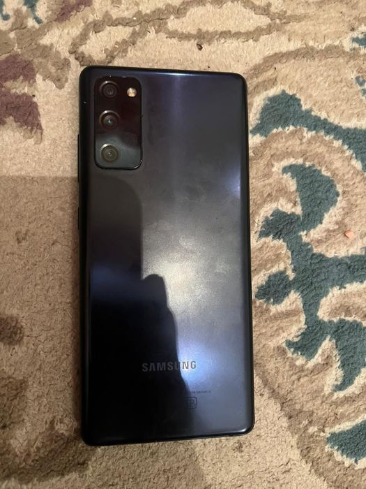 Samsung s20fe 128/6gb мирусов нет