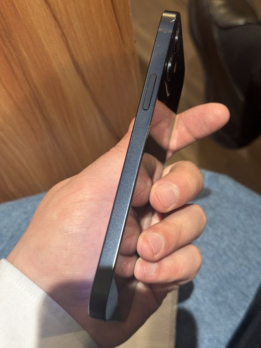 Iphone  12 в хорошем состоянии