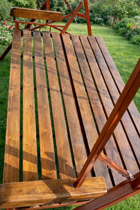 Качели дачные продаются