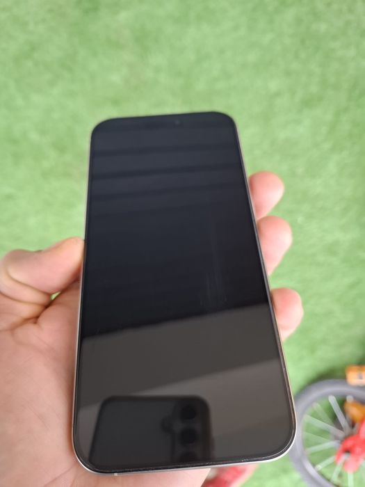 Vand/schimb Iphone 16 pro max 512 GB garantie ca nou