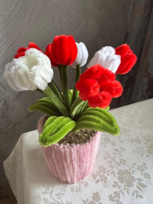 Тюльпаны в горшочке