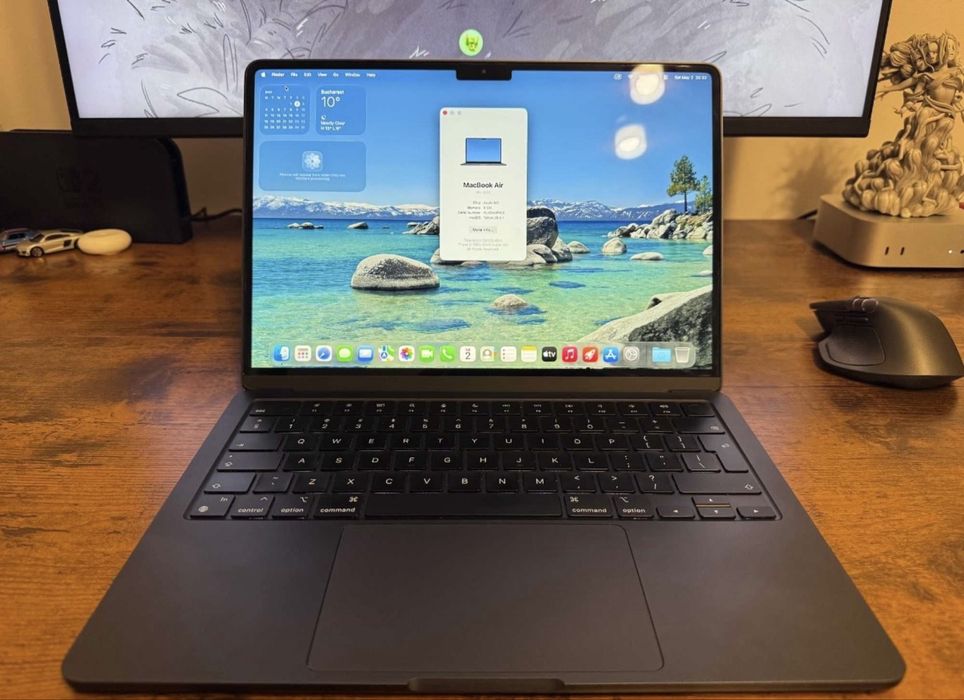 MacBook Air 13” 8GB Ram 256 SSD