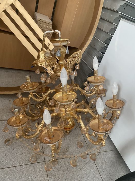 Люстра 12 лампочек