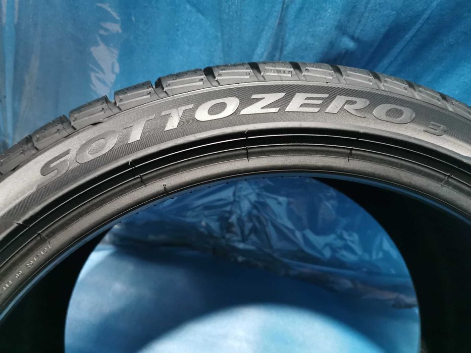 285/30 R20 - pirelli m+s 2 bucati