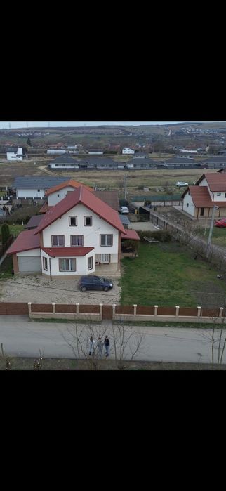 Vând casă în Jucu de mijloc