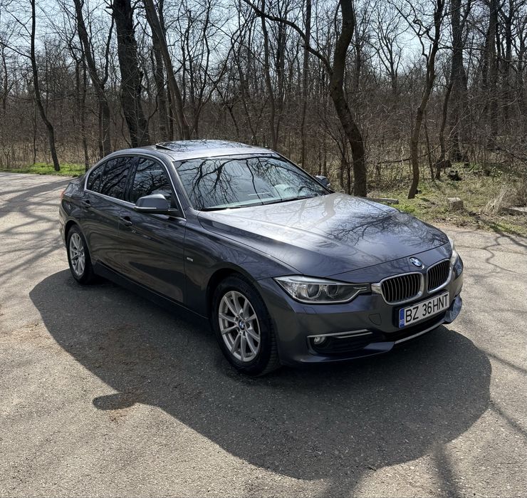 BMW SERIA 3 F30 320D Luxury