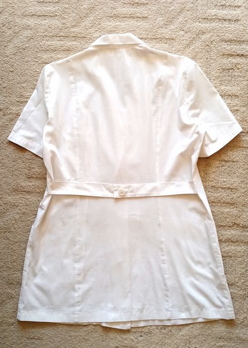 Медицински туники размер 42 и 44 и грейка