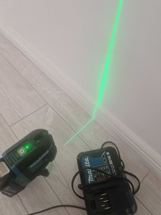 Nivela laser Makita