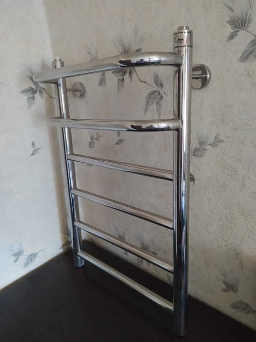 Продам сушилку змеевик для ванной