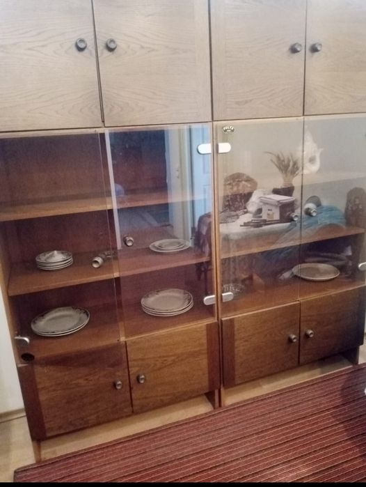 Шкафы из качественного дерева