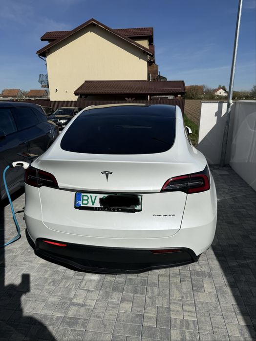 Vand tesla model Y 2023 LR AWD