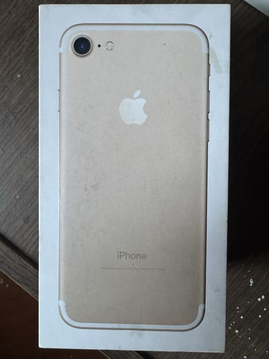 IPhone 7 32 в хорошем состояние
