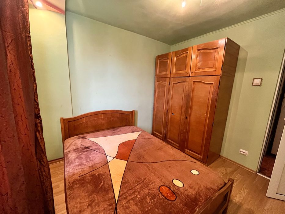 Închiriez apartament cu două camere