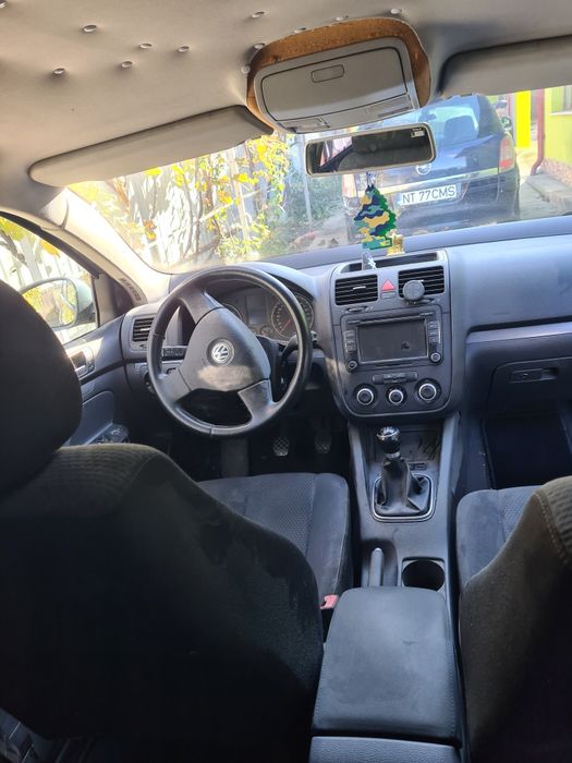Vând jetta 1.9 Tdi
