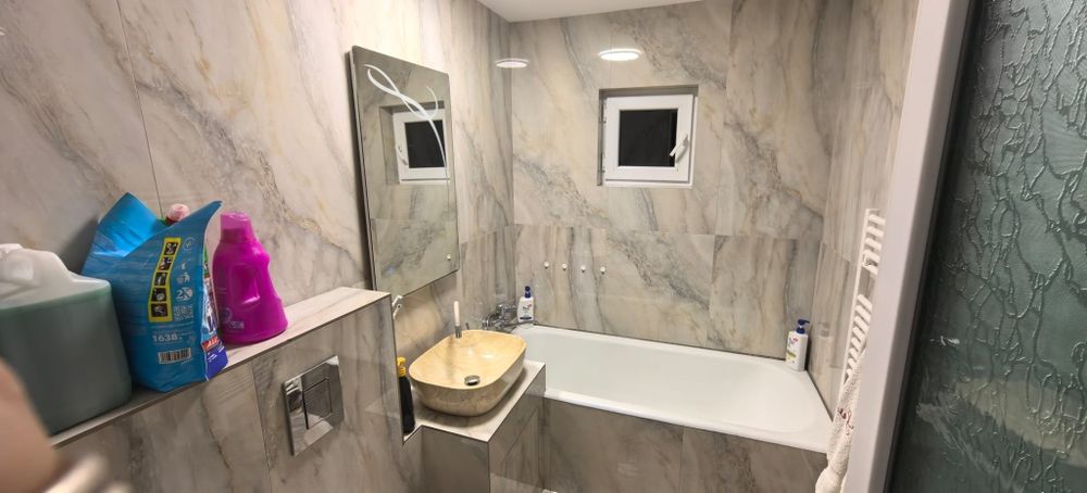Vând apartament 2 camere decomandat