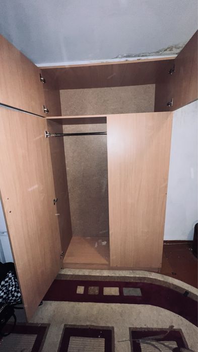 Продаю шкаф срочно