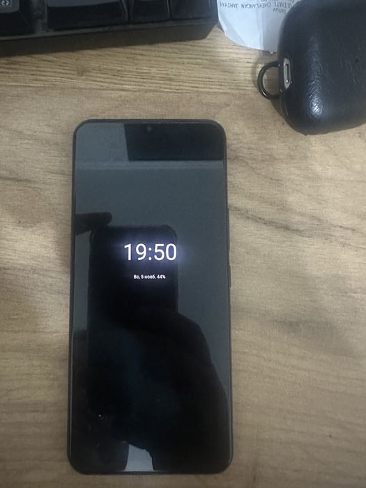 Андроид телефон