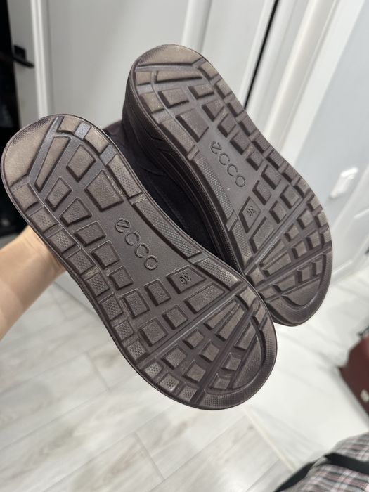 Продам ботинки Ecco