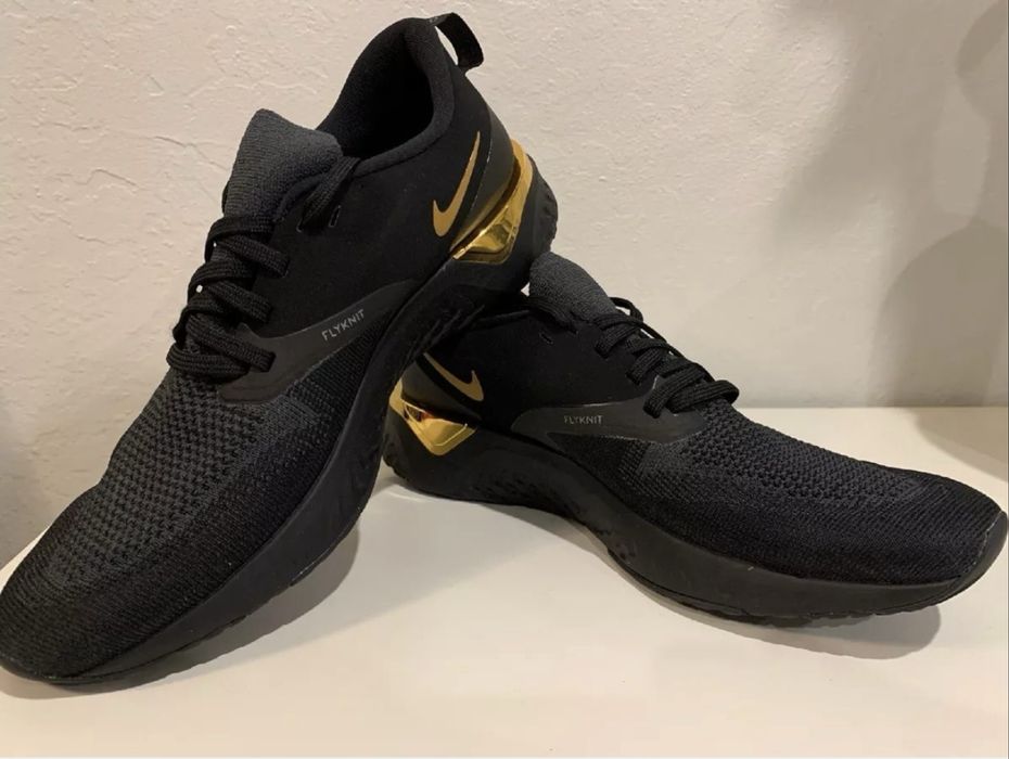 Adidasi Nike unisex 37
