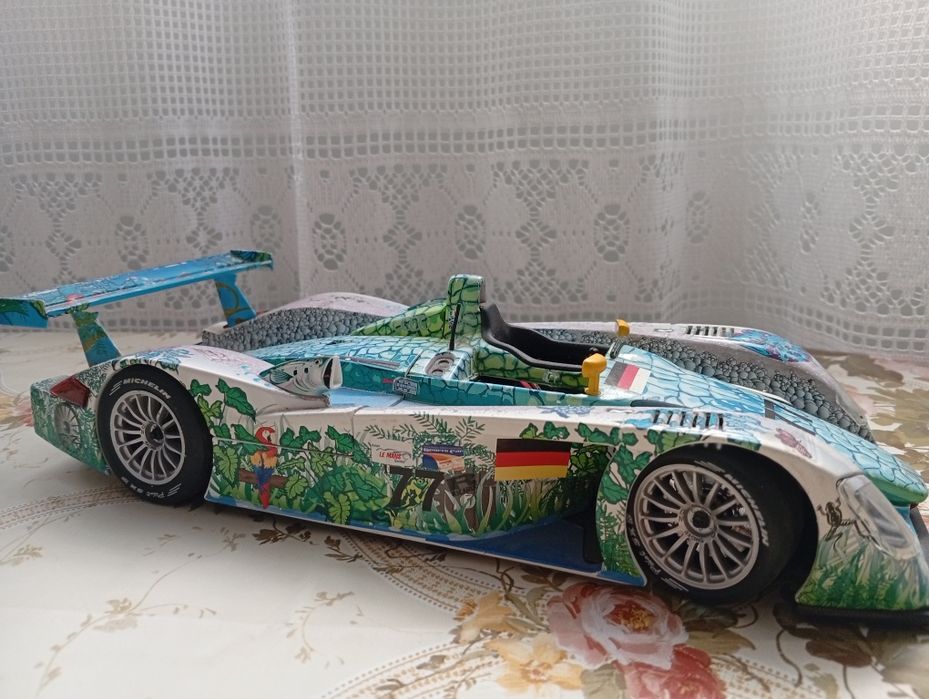 Макет на Ауди 1:18
