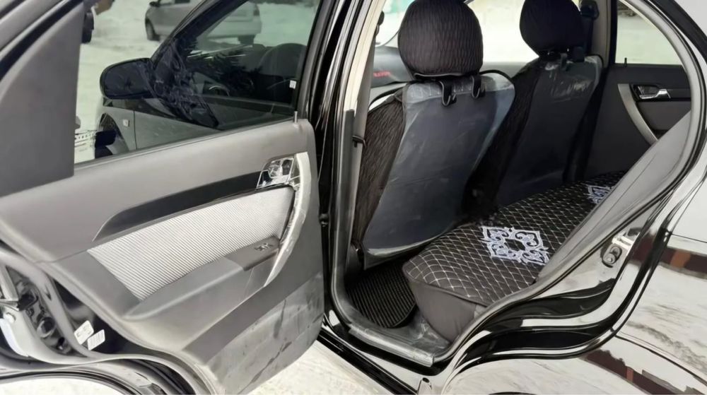 Срочно продам машину Chevrolet Nexia