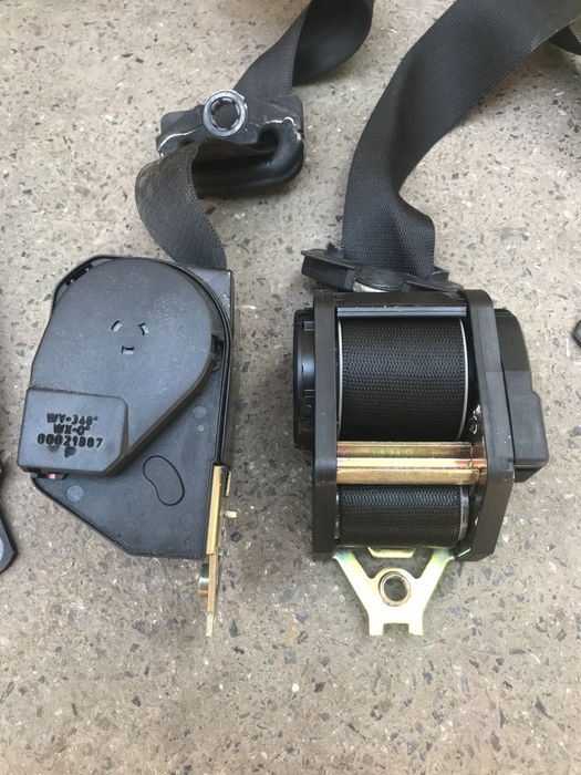 Ремни передние BMW e34