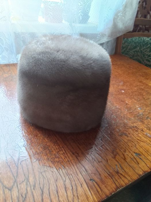 Продам шапку норковую