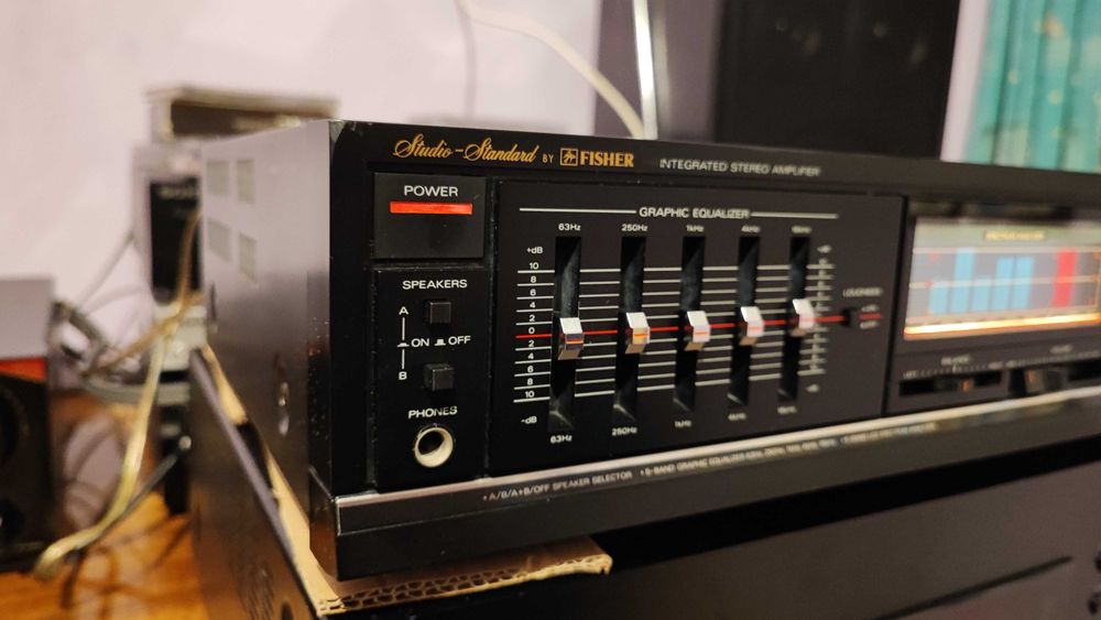 Amplificator stereo Fisher CA-869 bijuterie rară cu sunet cristal